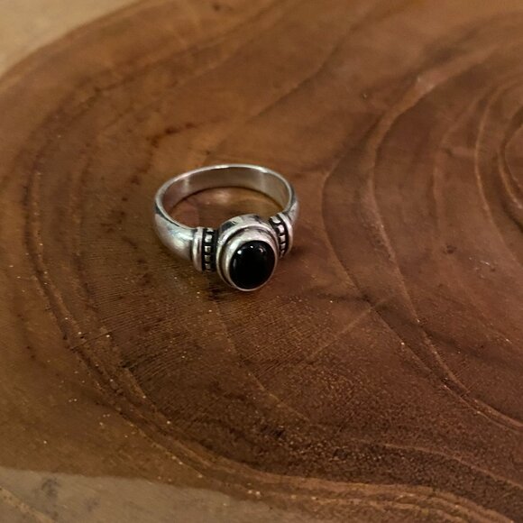 RETIRED James Avery Black Onyx Ring, Size 6.5, Sterling Silver